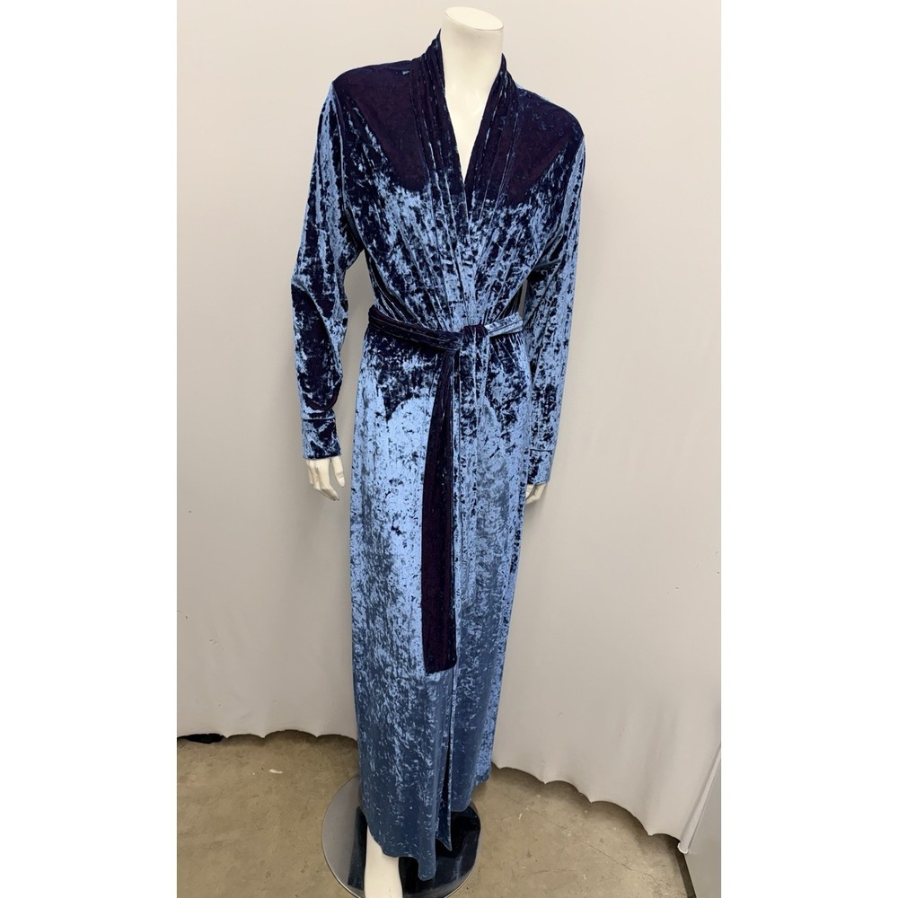 Vintage Fernando Sanchez Velvet Robe with Belt Blue & Wine Tones Size L Fits M - Picture 4 of 7